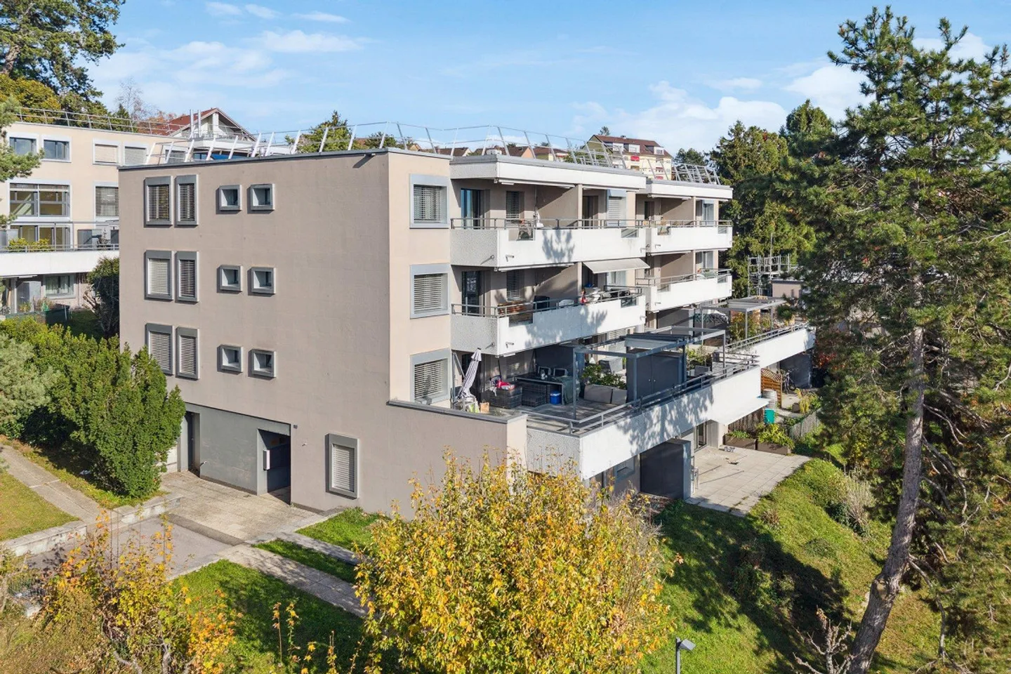 3.5 stanze in un quartiere tranquillo e verdeggiante - Foto 1 di 11