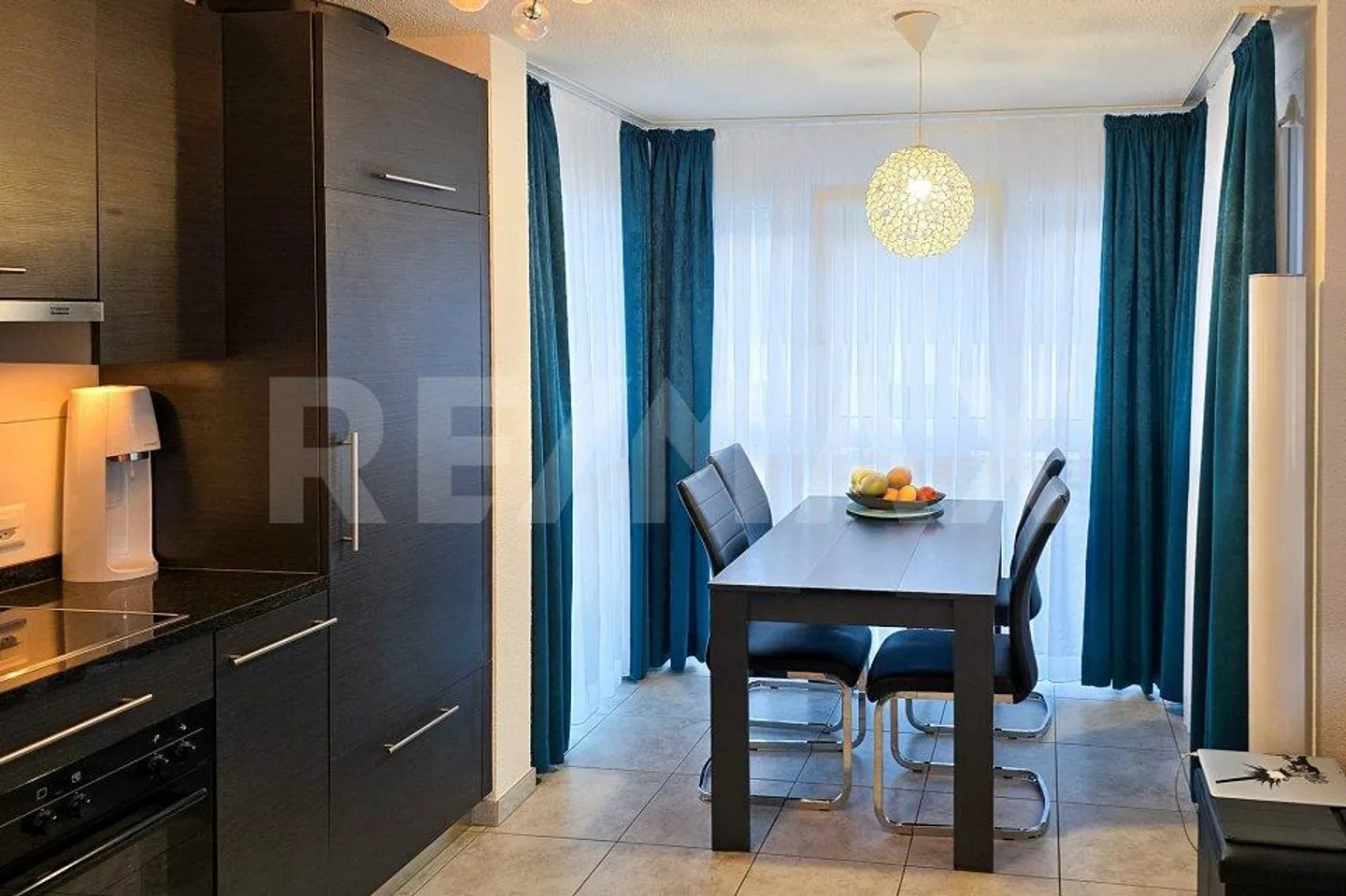 Appartamento moderno e centrale di 3,5 stanze - Foto 4 di 13