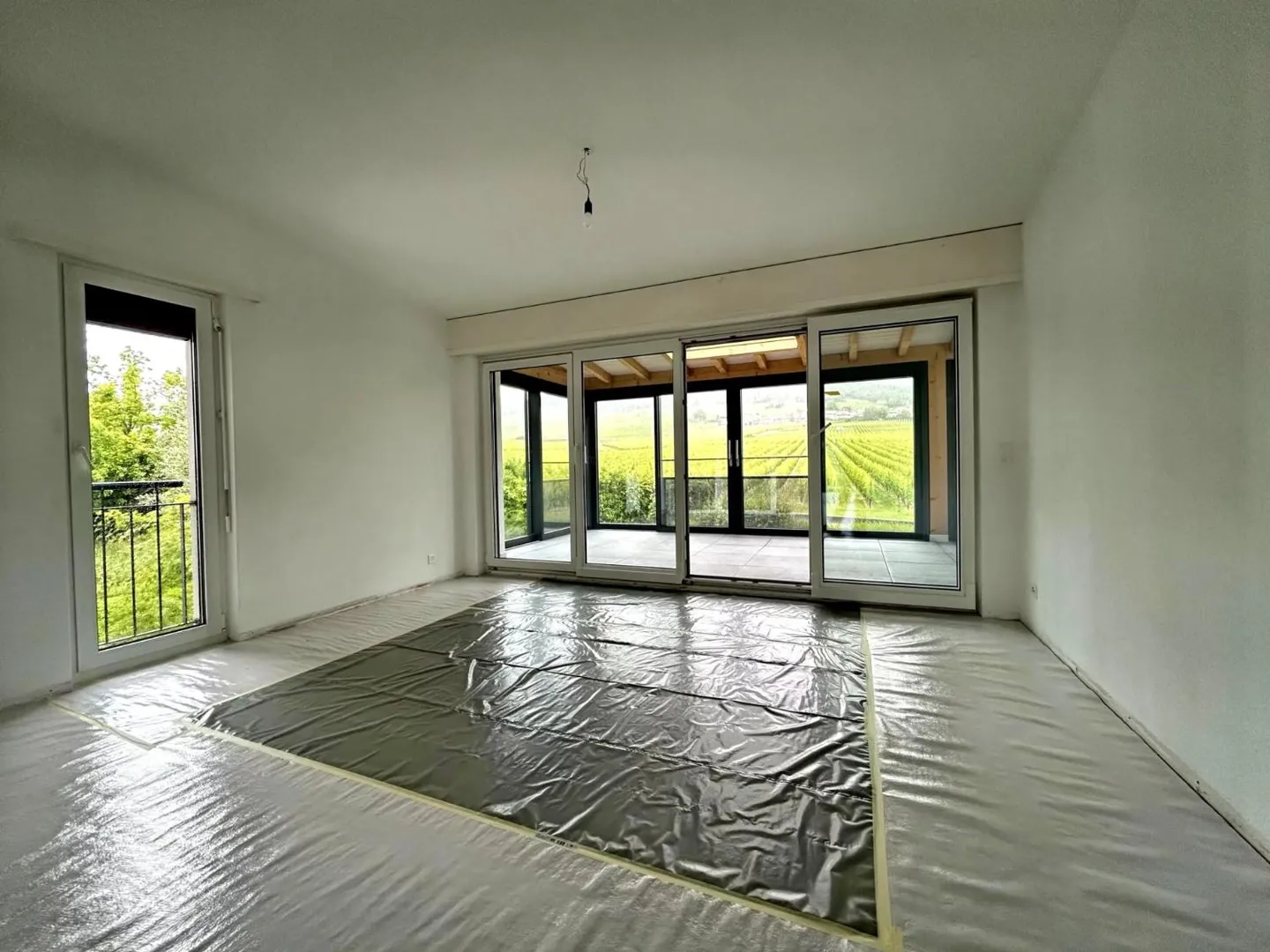 Appartement spacieux avec vue sur les vignes - Photo 5 sur 13