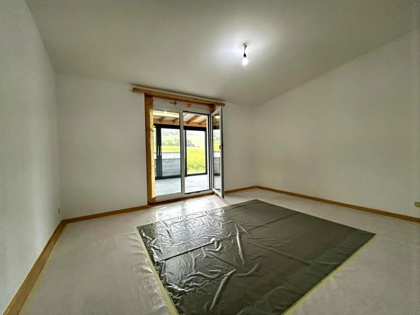 Appartement spacieux avec vue sur les vignes - Photo 11 sur 13