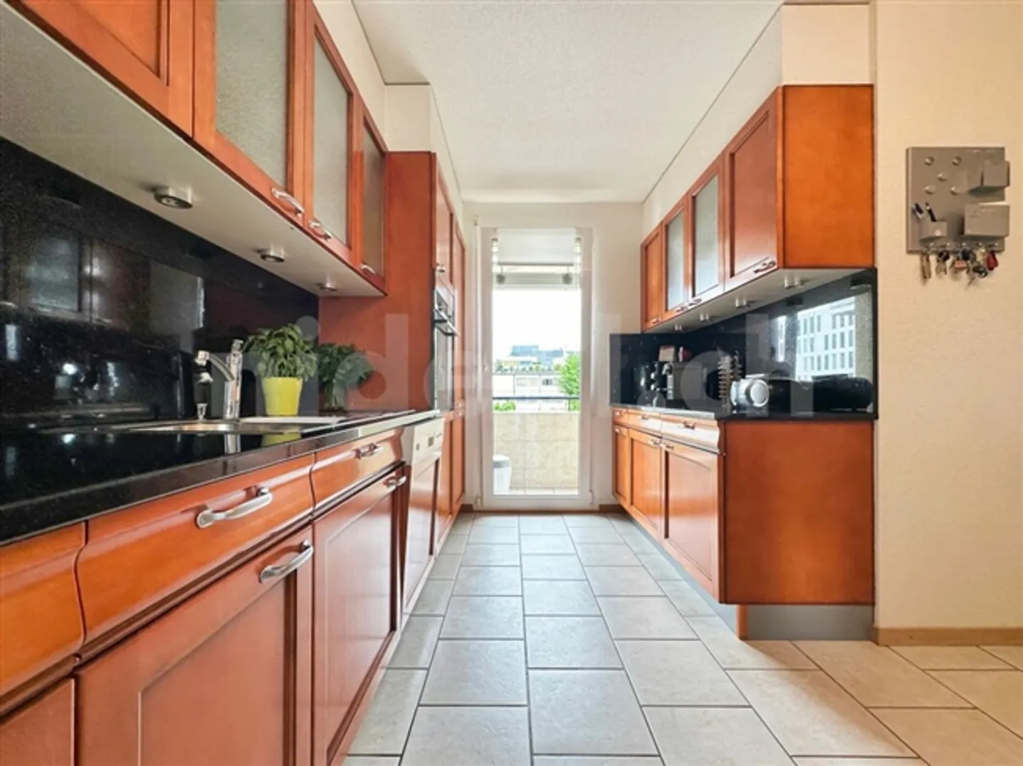 6-room triple apartment of 164 m² with balcony in Renens - Photo 11 of 17