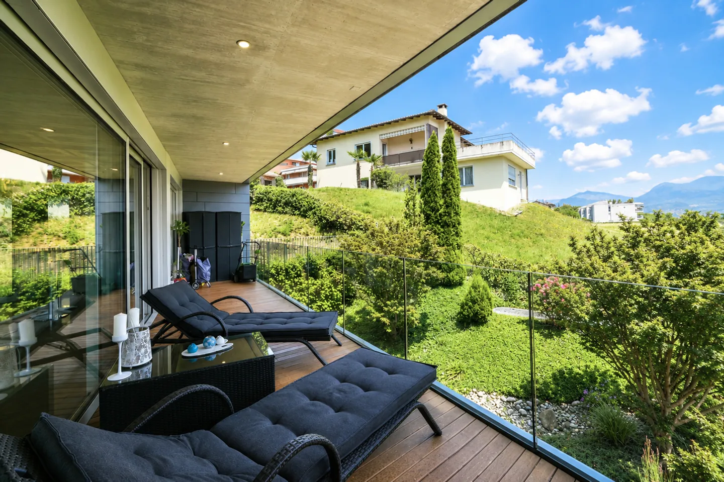 Elegant Apartment in Montagnola - Photo 7 of 26