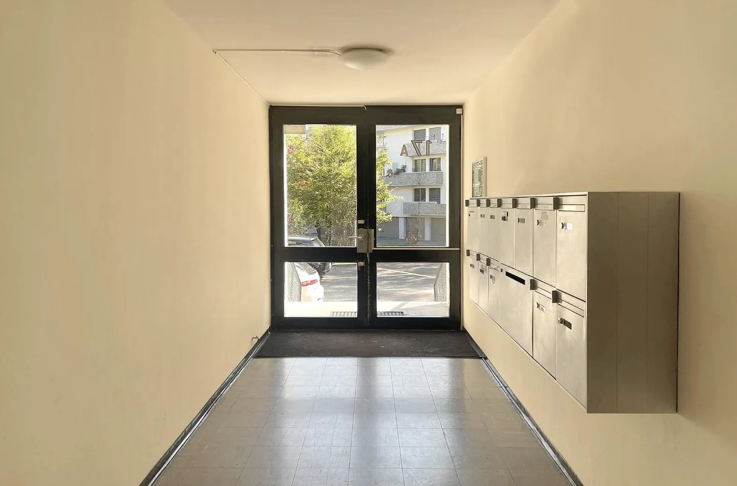 Charmant appartement 5 pièces - Photo 3 sur 3