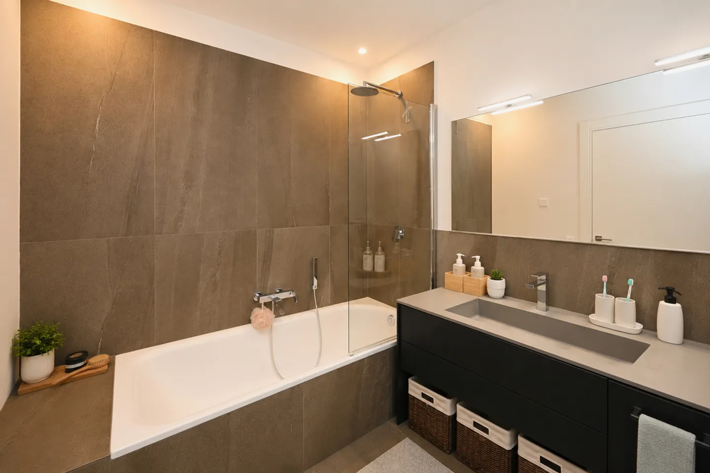 Elegant Apartment in Montagnola - Photo 19 of 26