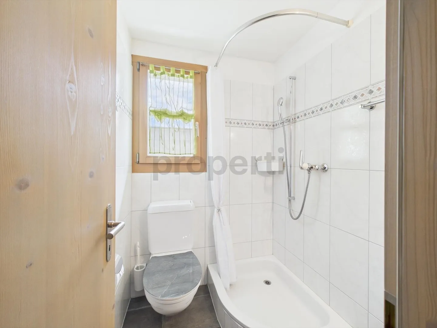 Appartamento in vendita - Foto 8 di 13