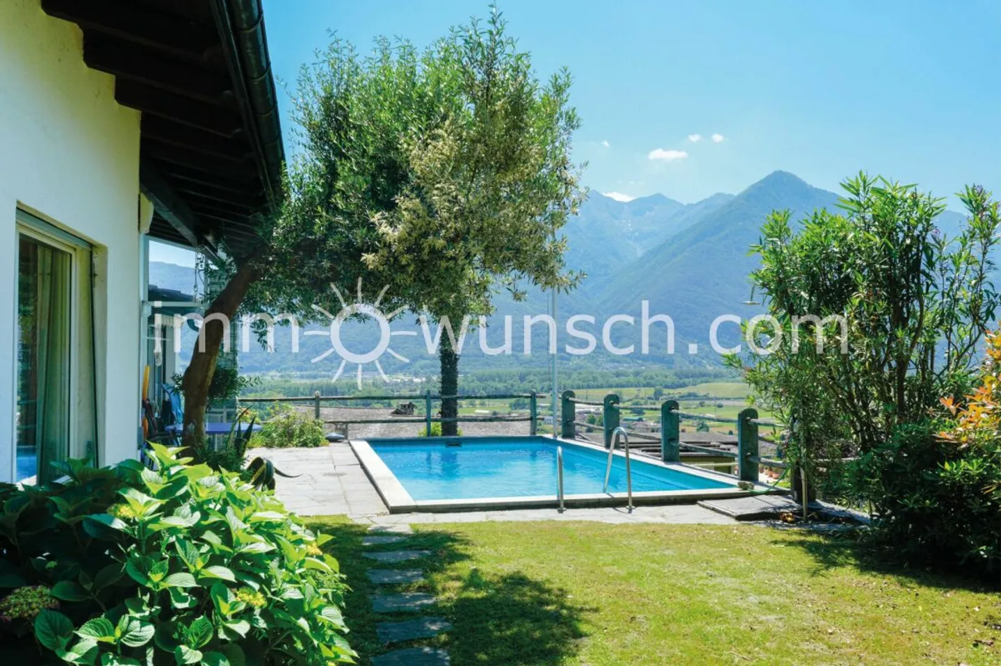Charmante maison tessinoise avec piscine - Photo 2 sur 16