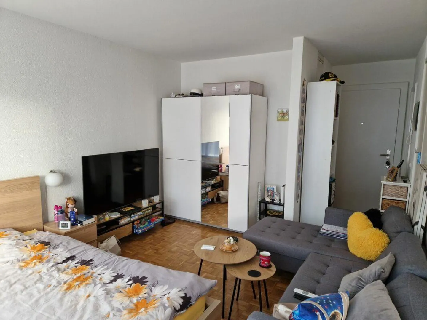 Cozy 1.5-room apartment with balcony in a central location - Photo 4 of 6