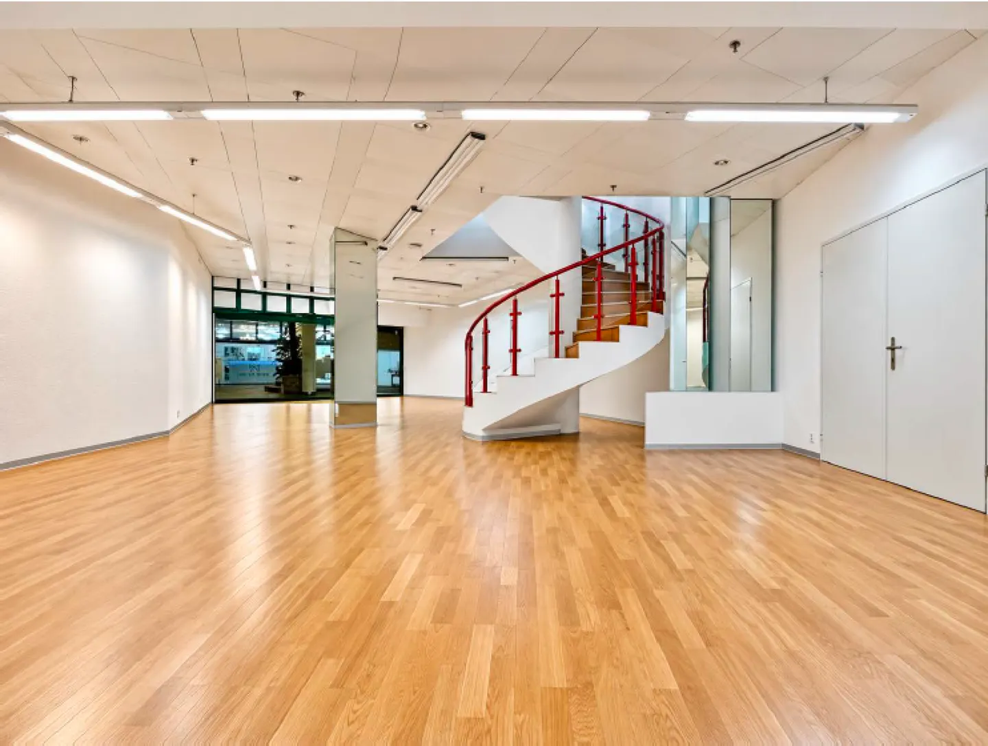 Commercial Space for Rent in the Heart of Olten - Photo 1 of 1