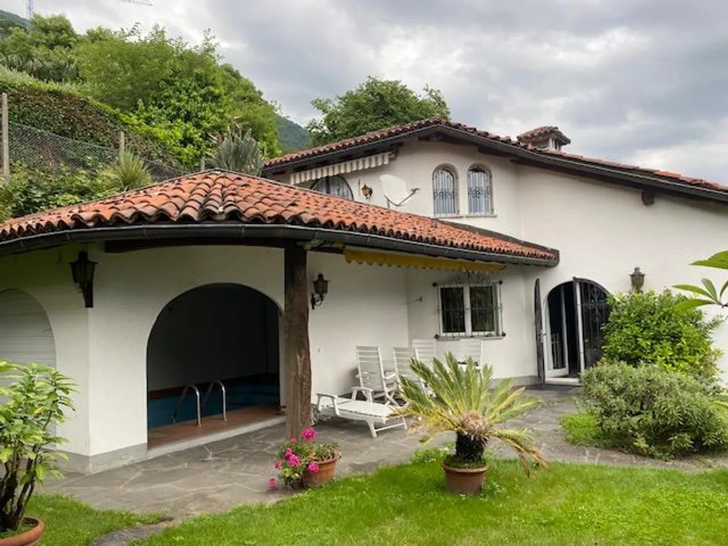 Casa vacanze con vista lago a Muralto - Foto 2 di 11