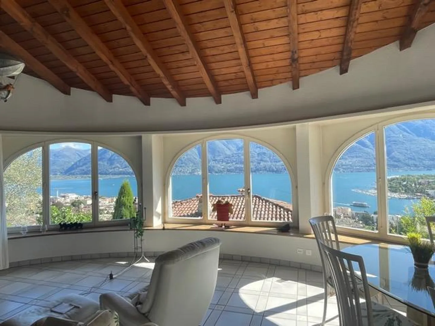 Casa vacanze con vista lago a Muralto - Foto 5 di 11