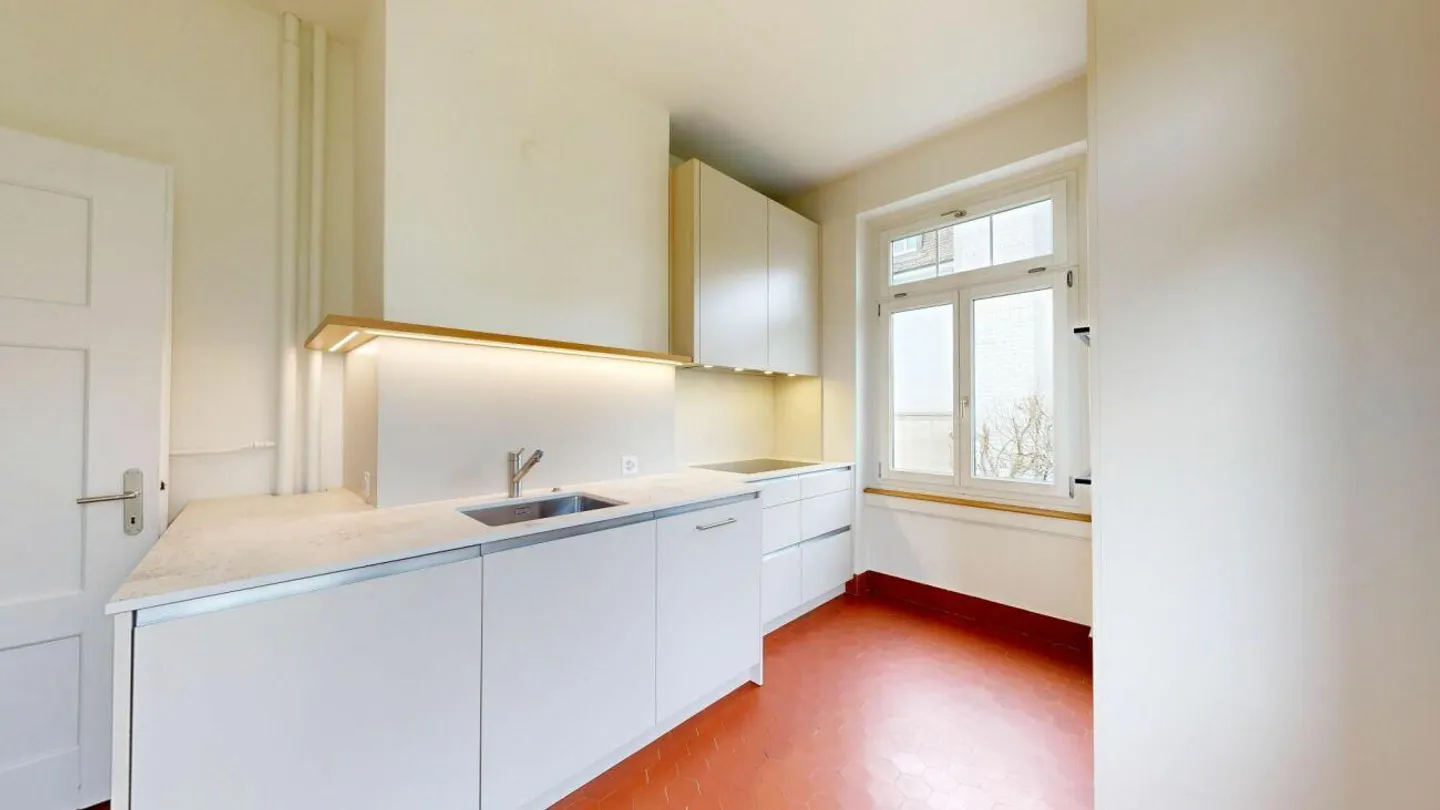 3 Room Apartment, Zurich - Renovated Art Nouveau Apartment in a Central Location! - Photo 5 of 9
