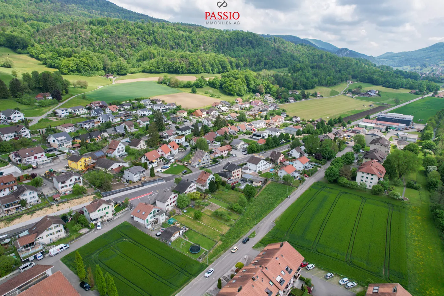 Terreno edificabile soleggiato di 567 m² nel cuore di Laupersdorf - Foto 3 di 3