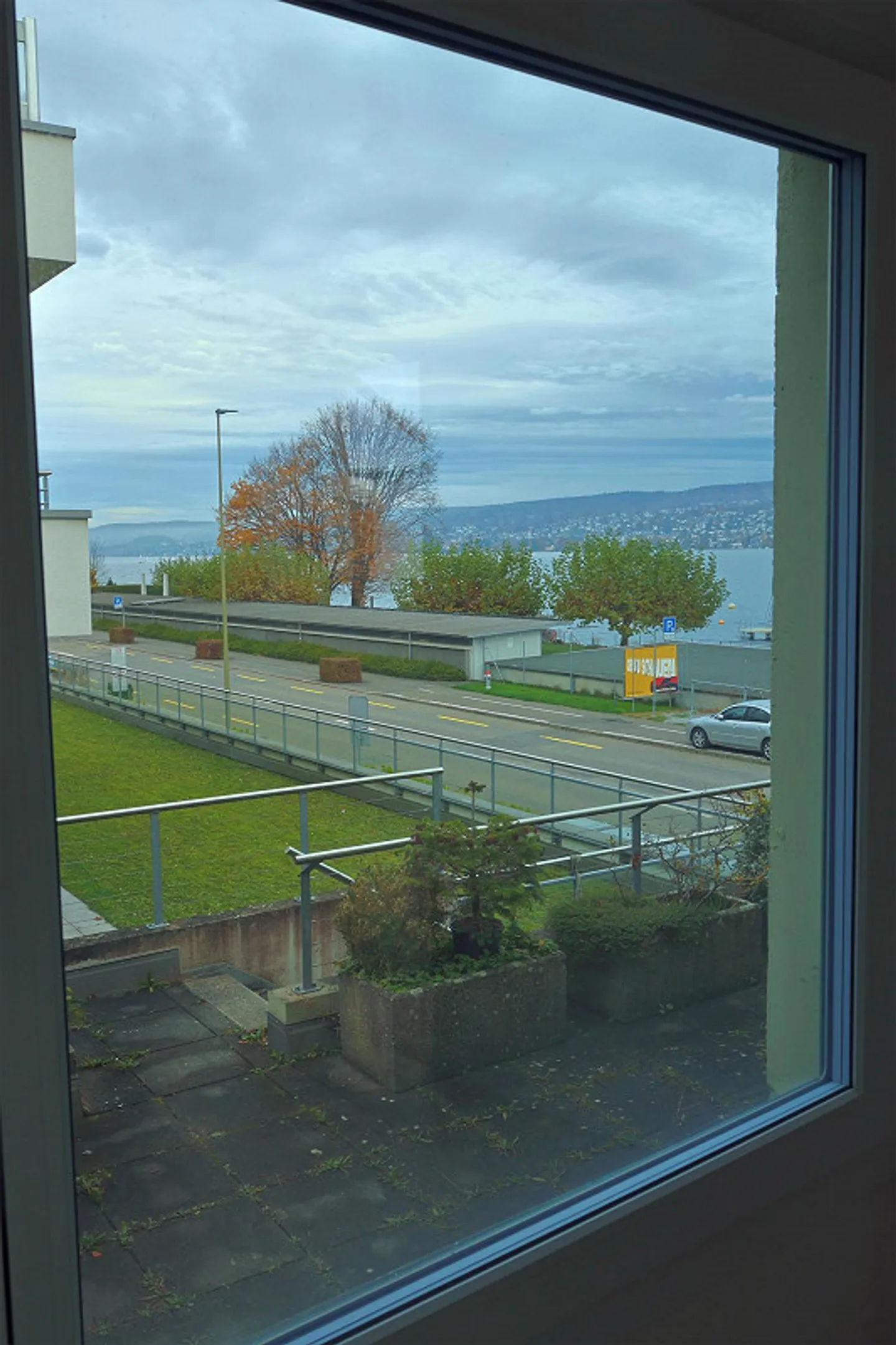 1.5 Room Loft by the Lake - Photo 7 of 18