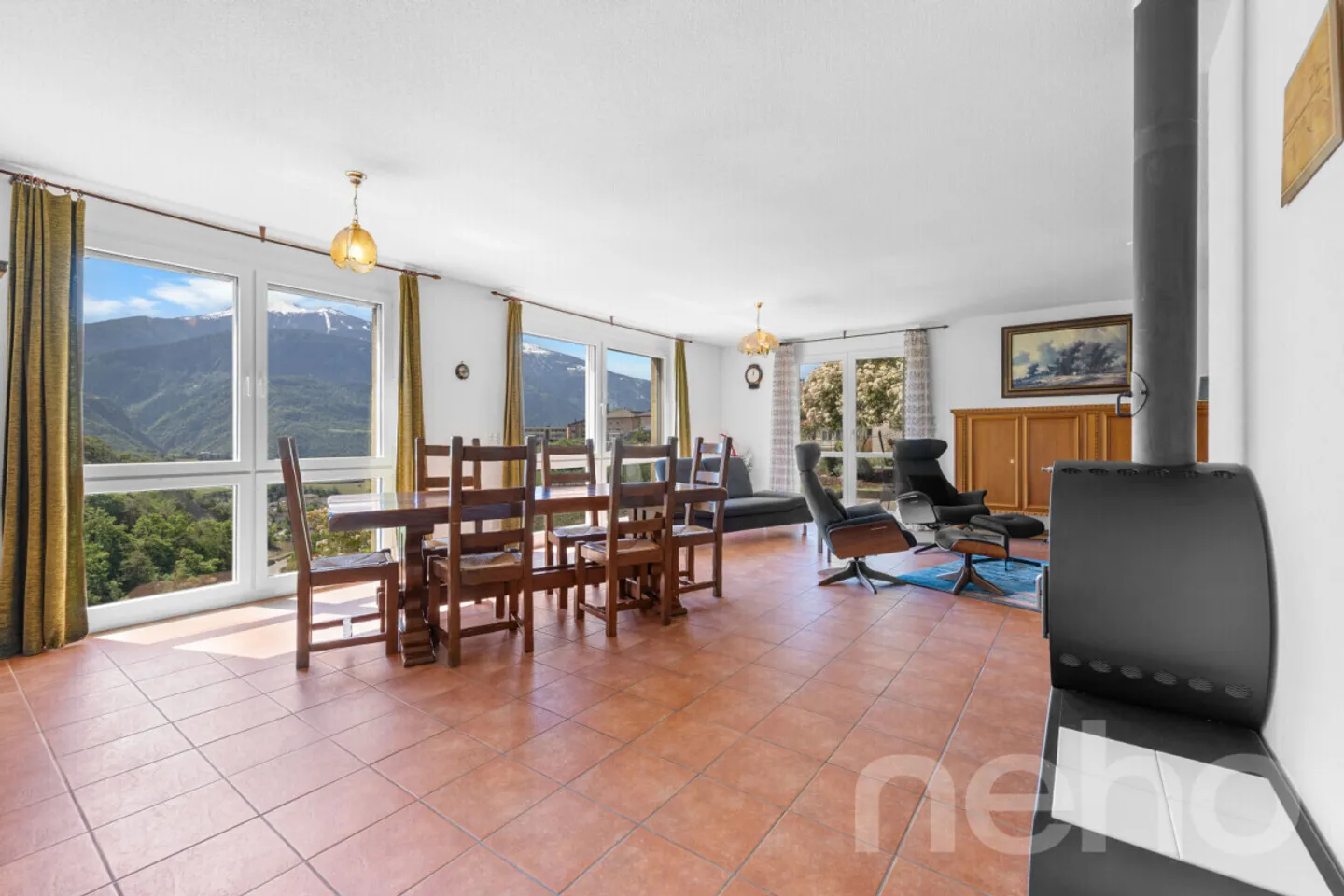 Single house for sale - Photo 1 of 13