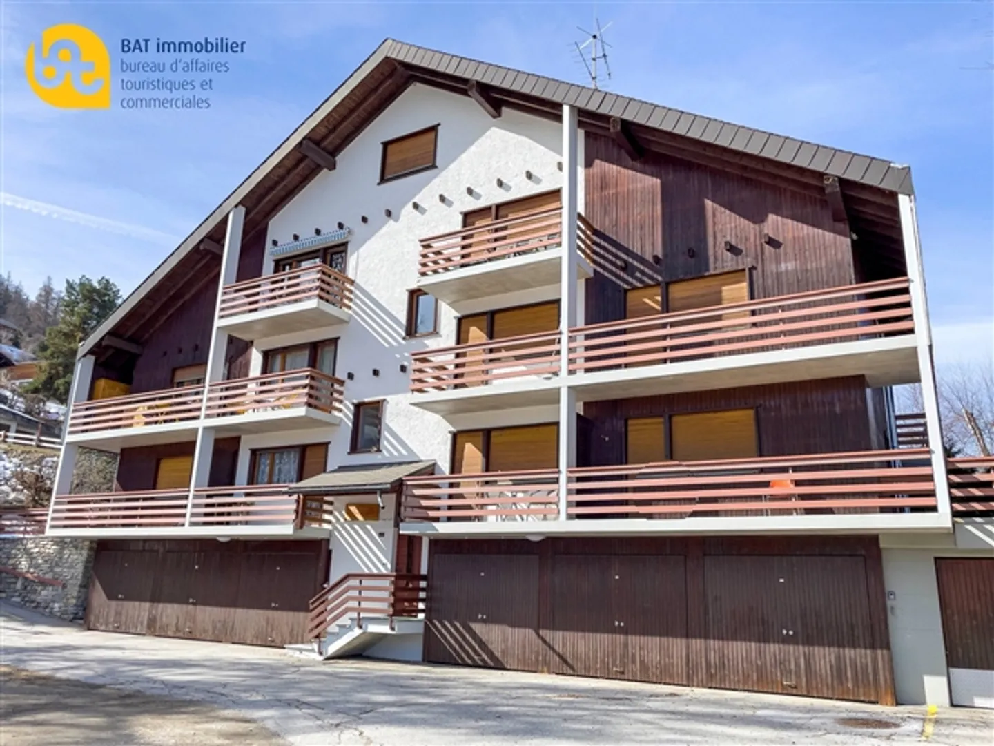 Escapade No. 153 - 2 Rooms Year-Round - Photo 1 of 8