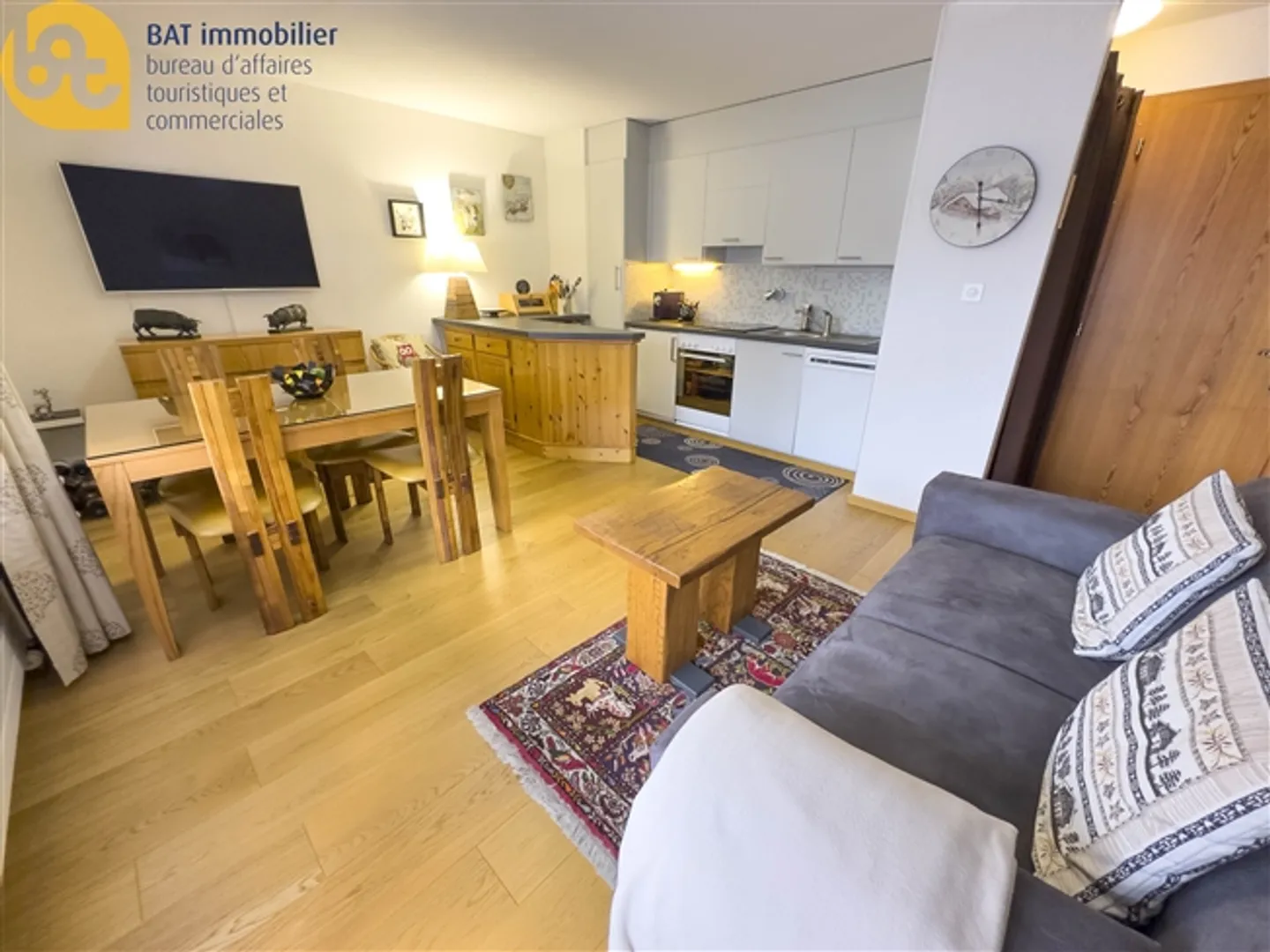 Escapade No. 153 - 2 Rooms Year-Round - Photo 2 of 8