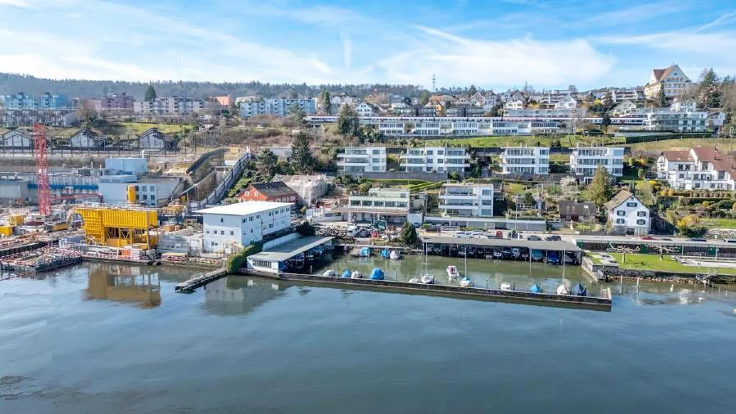 1.5 Room Loft by the Lake - Photo 17 of 18