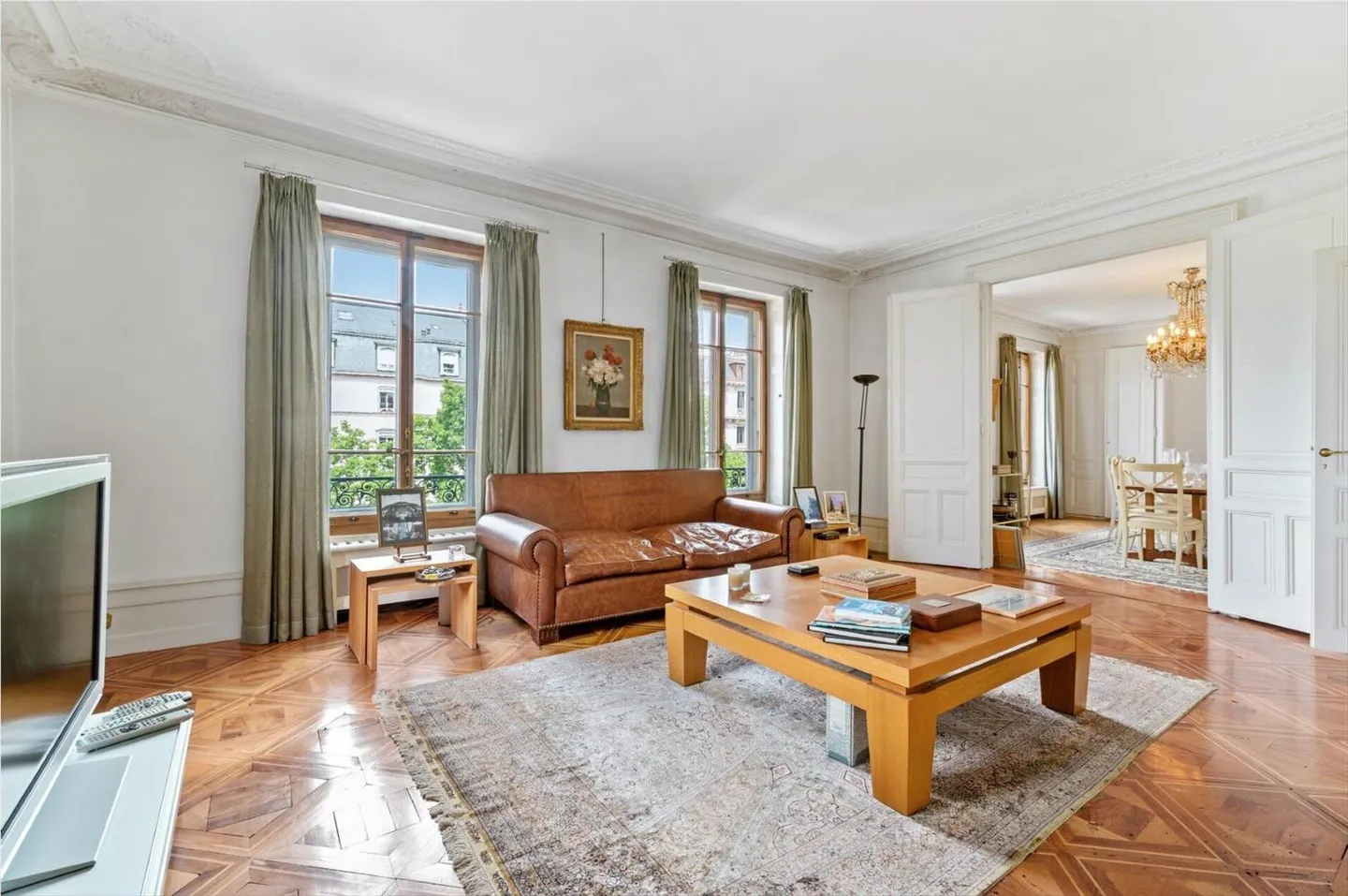 Exceptional private hotel in the heart of the city - Photo 7 of 13