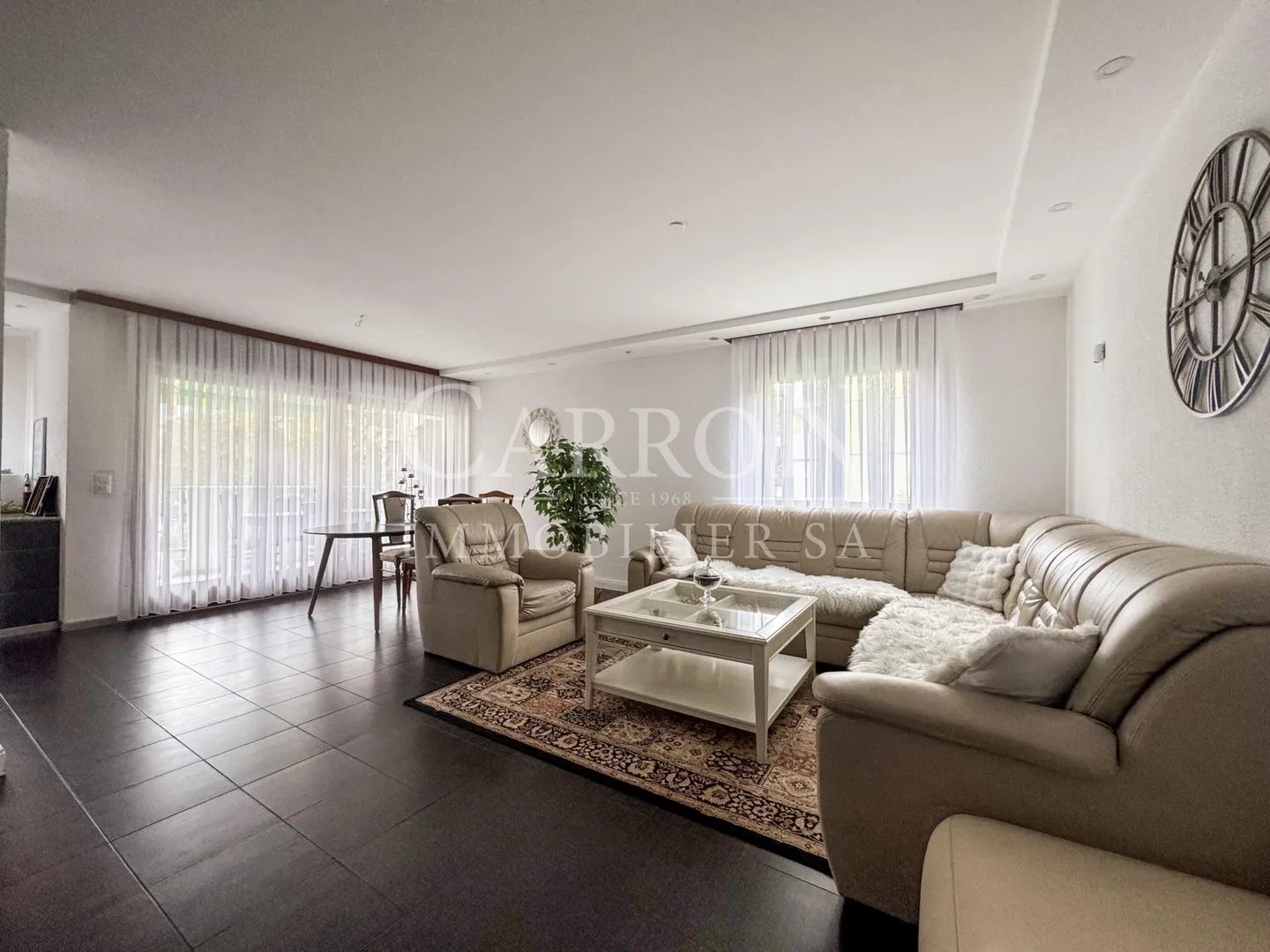 Bright 3-Bedroom Apartment - Photo 1 of 10