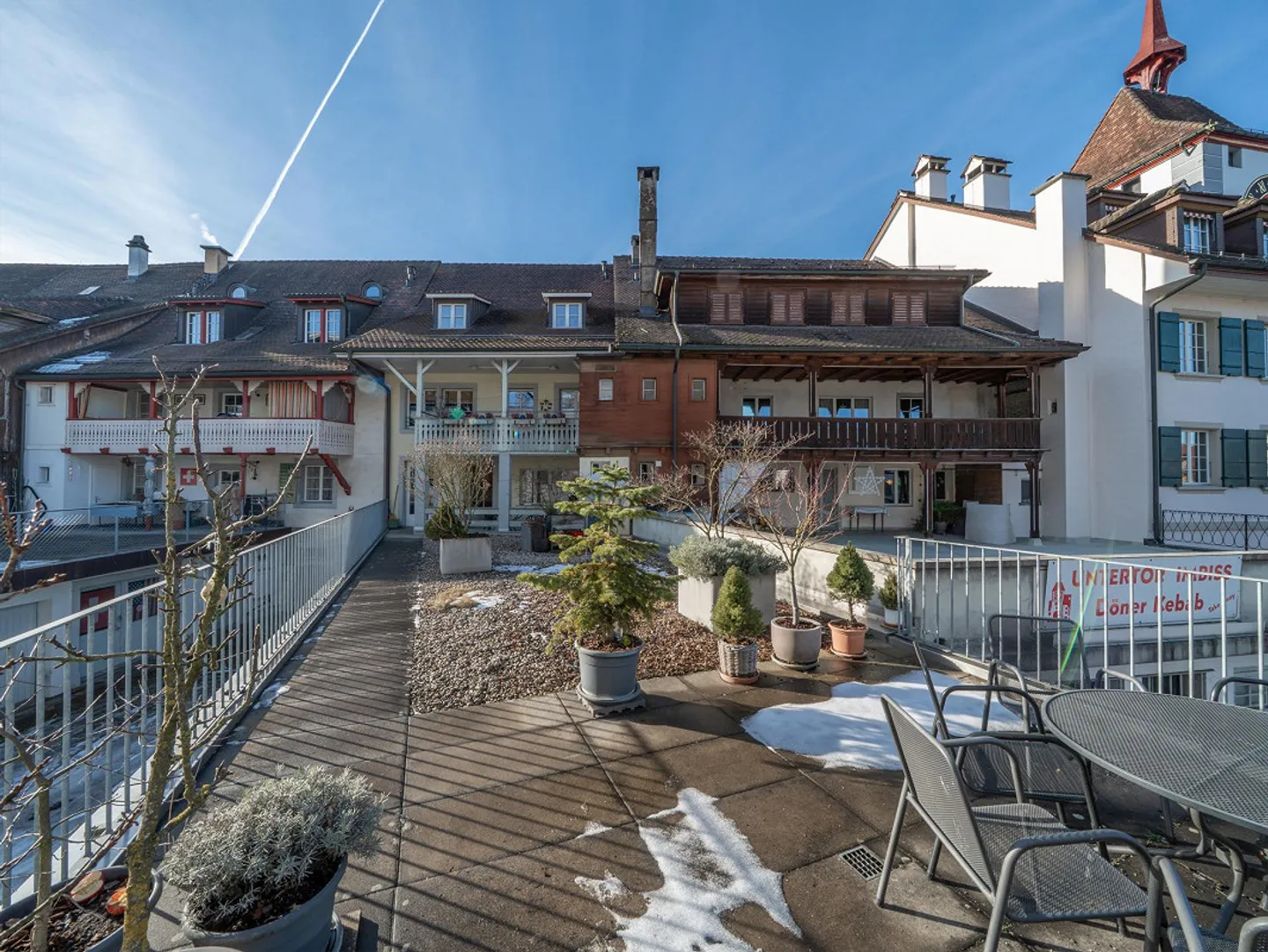 Charming Old Town Apartment Seeks New Tenant - Photo 7 of 9