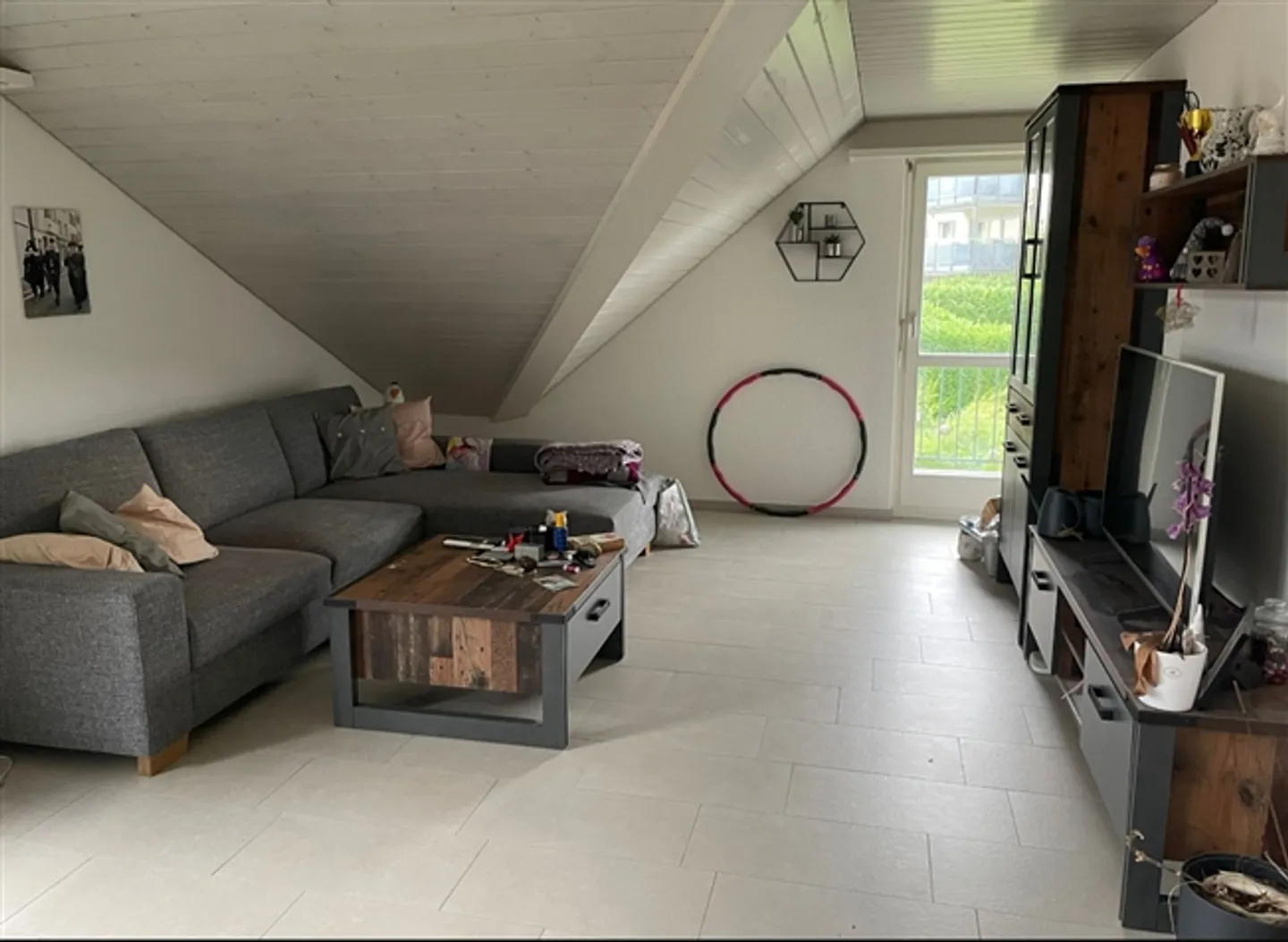 3½ PIÈCE APPARTEMENT À FRENKENDORF (BL), MEUBLÉ, TEMPORAIRE - Photo 1 sur 4