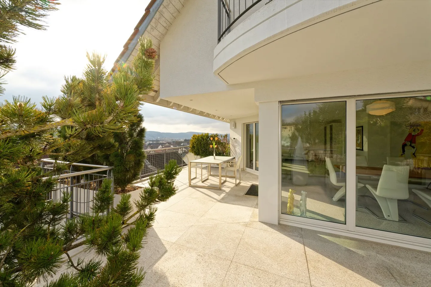 Ihr neues Zuhause: 6.5-Zimmer-Einfamilienhaus mit herrlicher Weitsicht bis in die Berge - Foto 1 di 18