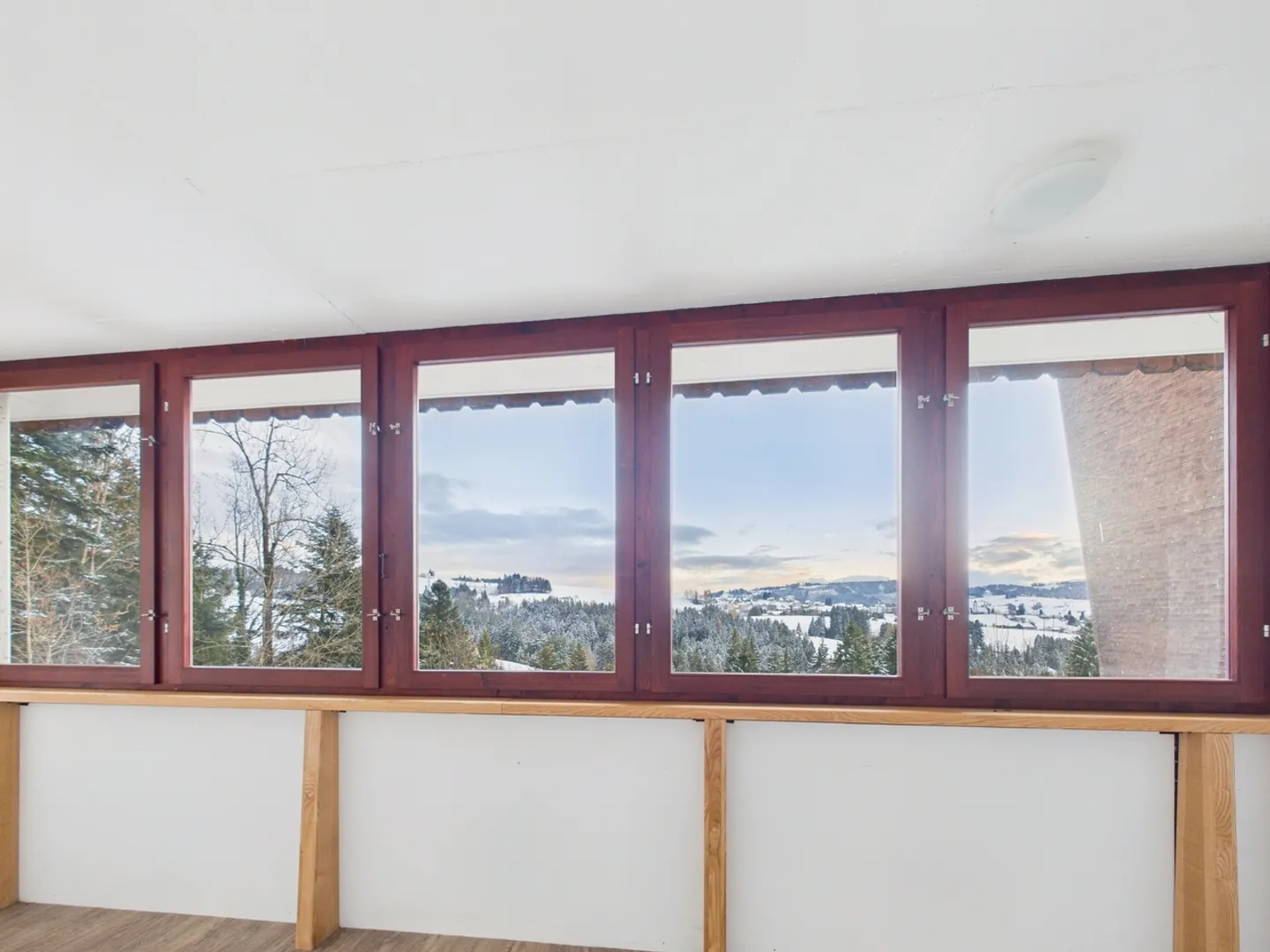 Charming 4.5-Room Apartment in Rehetobel, Canton AR - Photo 10 of 12