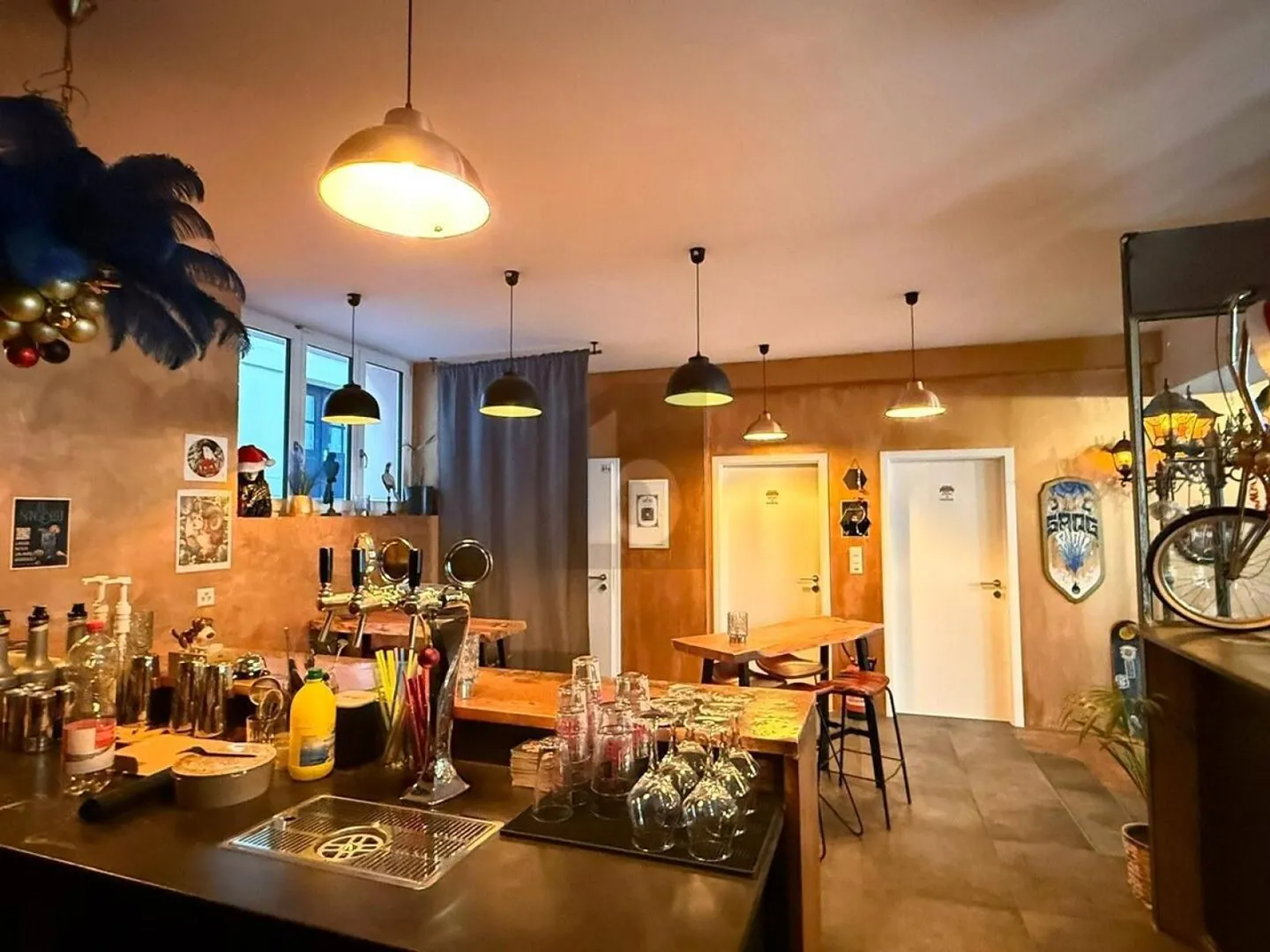 SPAZIOSO E MOLTO MODERNO - Foto 3 di 5