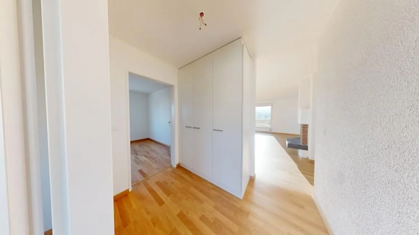 Renovierte Wohnung an ruhiger und sonniger Lage - Foto 7 von 13