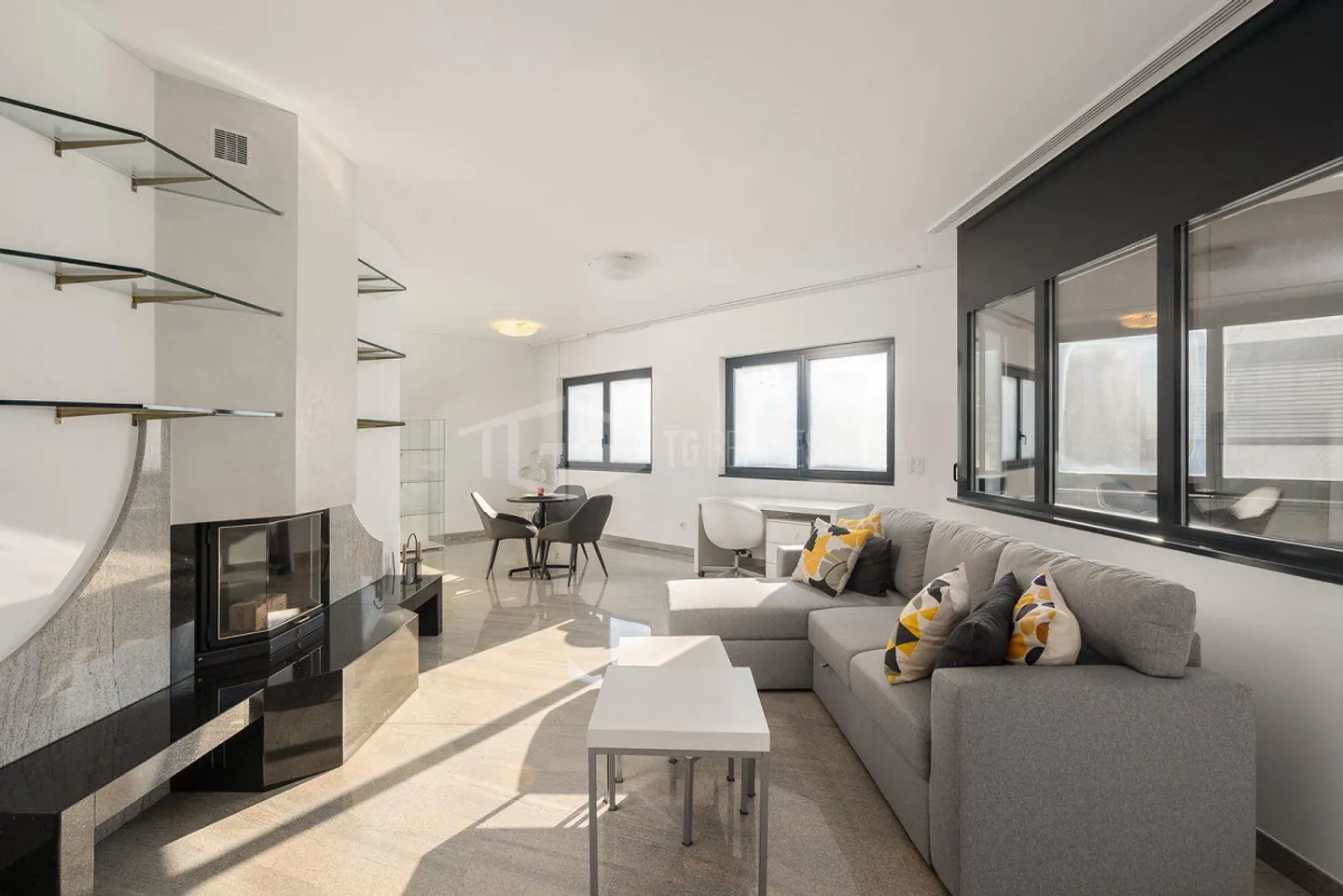 FURNISHED PENTHOUSE NEAR PARCO CIANI - Photo 2 of 17
