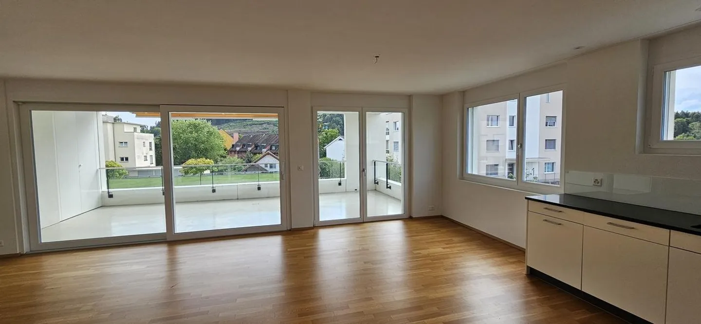 Apartment for rent - Photo 1 of 13