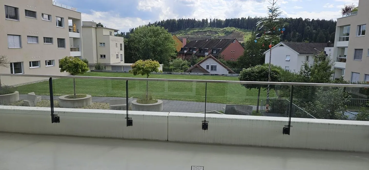 Apartment for rent - Photo 4 of 13