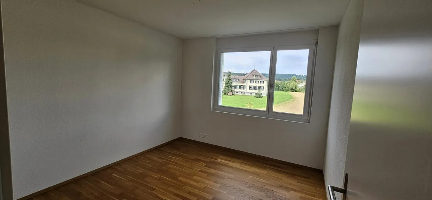 Apartment for rent - Photo 12 of 13