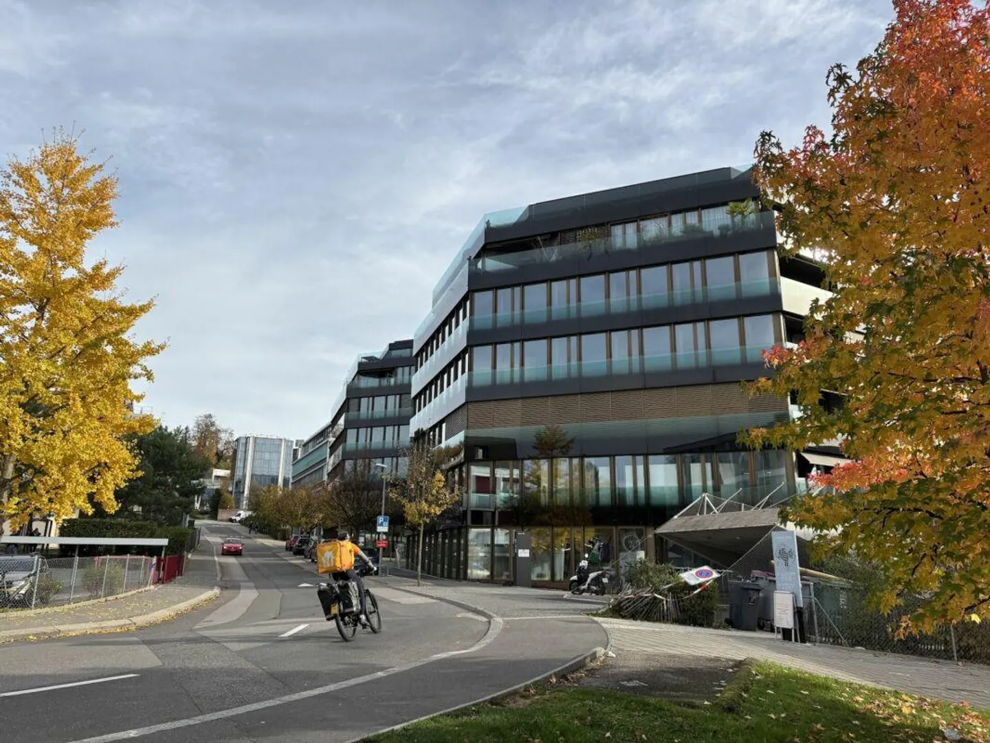 Area di 255 m² (divisibile 120/130 m2) ai piedi del M2 a Losanna - Foto 8 di 8