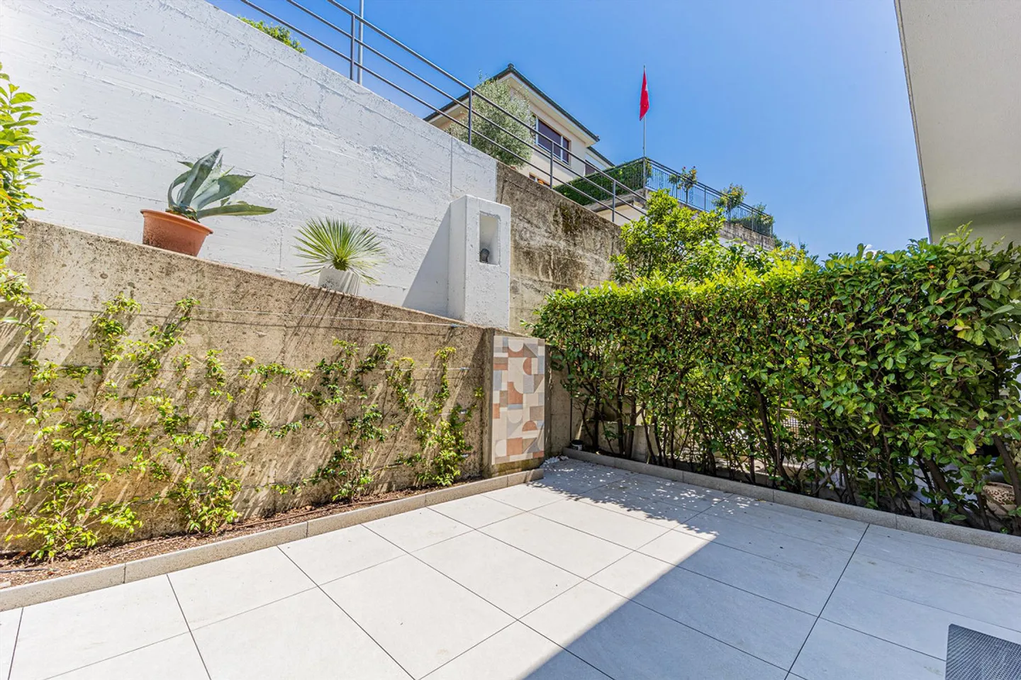 Renoviertes prestigeträchtiges Anwesen mit privatem Garten ? Aldesago, - Foto 16 von 17