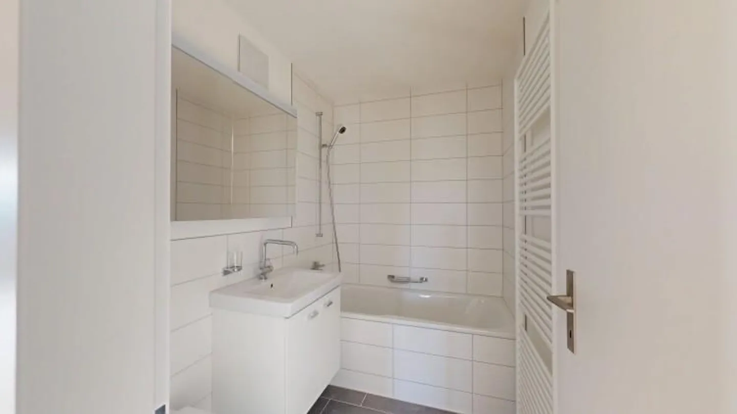 Renovierte Wohnung an ruhiger und sonniger Lage - Foto 11 von 13