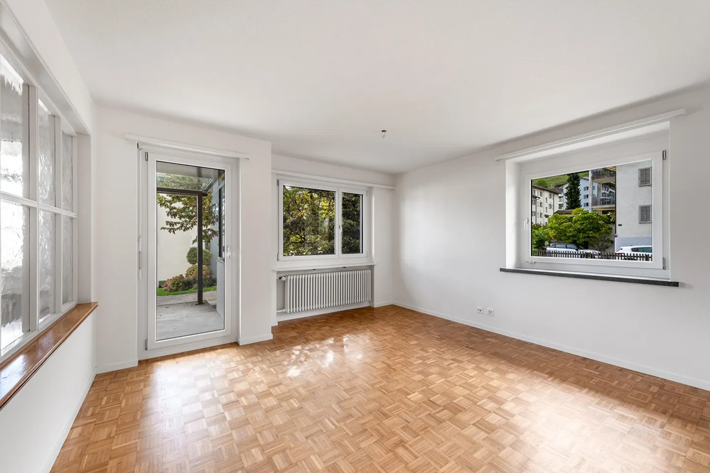 Modernes 3.5-Zimmer-Apartment - Foto 2 von 11