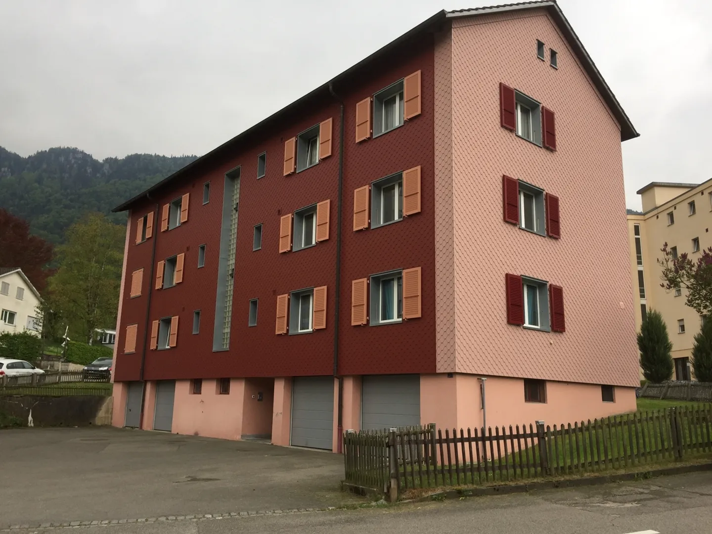 Appartement rénové de 3.5 pièces à Moutier - Photo 2 sur 6