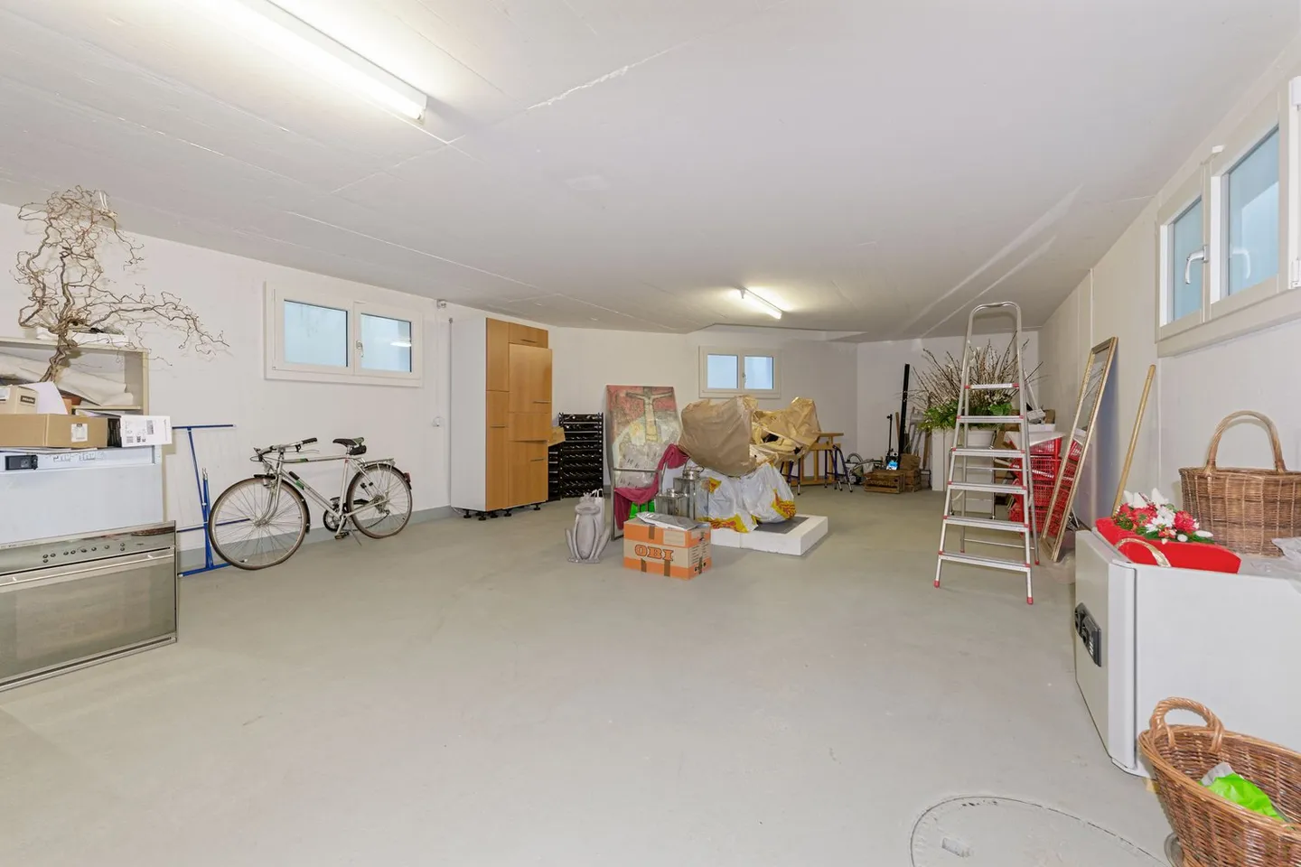 Ihr neues Zuhause: 6.5-Zimmer-Einfamilienhaus mit herrlicher Weitsicht bis in die Berge - Foto 14 di 18