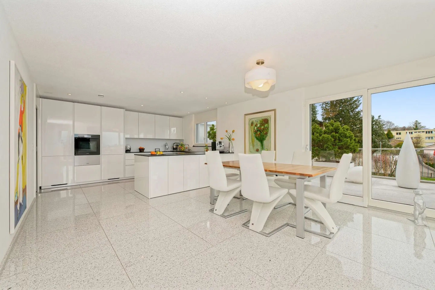 Ihr neues Zuhause: 6.5-Zimmer-Einfamilienhaus mit herrlicher Weitsicht bis in die Berge - Foto 5 di 18