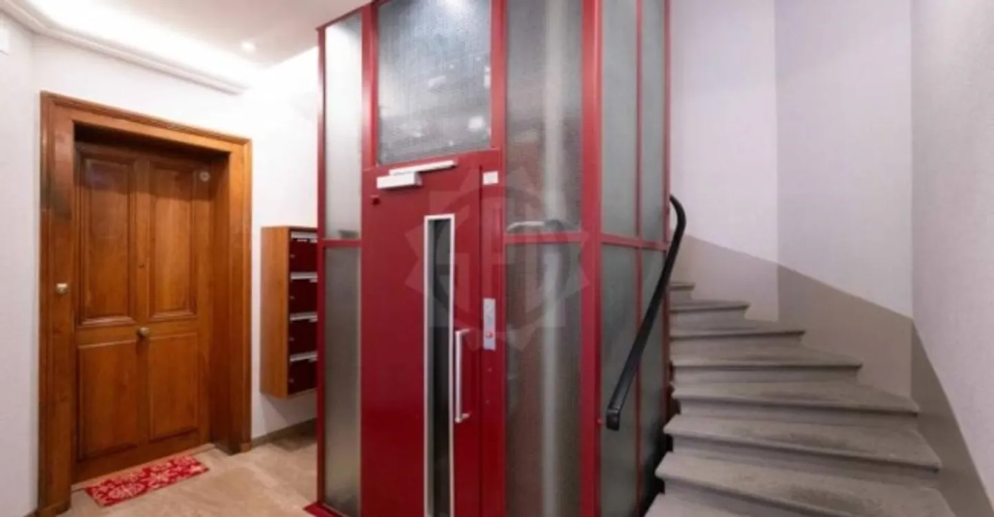 Bureaux Charmants à Genève - Photo 1 sur 13