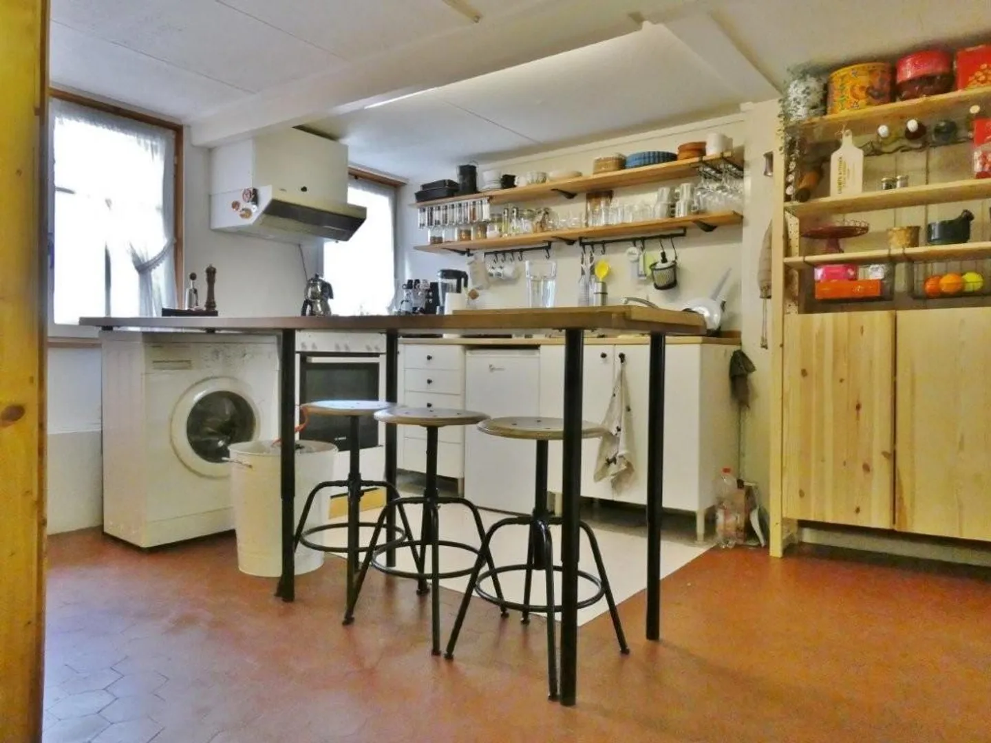 Appartamento affascinante con 3 stanze e 2 stanze aggiuntive in posizione centrale - Foto 9 di 19