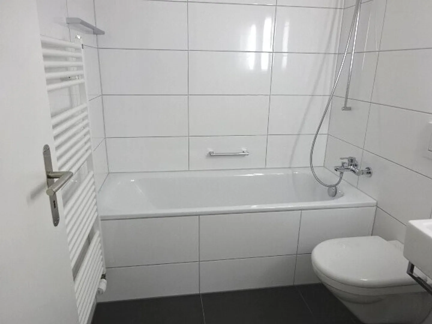 Appartamento in affitto - Foto 3 di 7