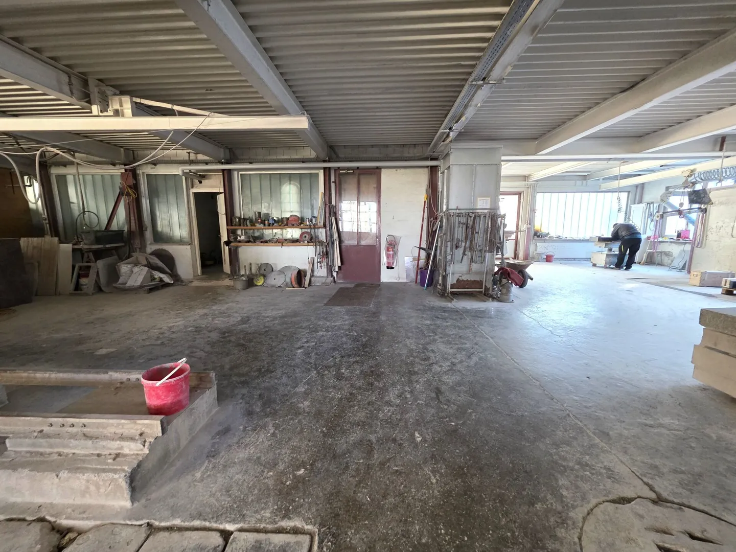 Wohn- & Gewerbeliegenschaft mit unbegrenztem Entwicklungspotential an Top-Standort - Photo 13 of 31