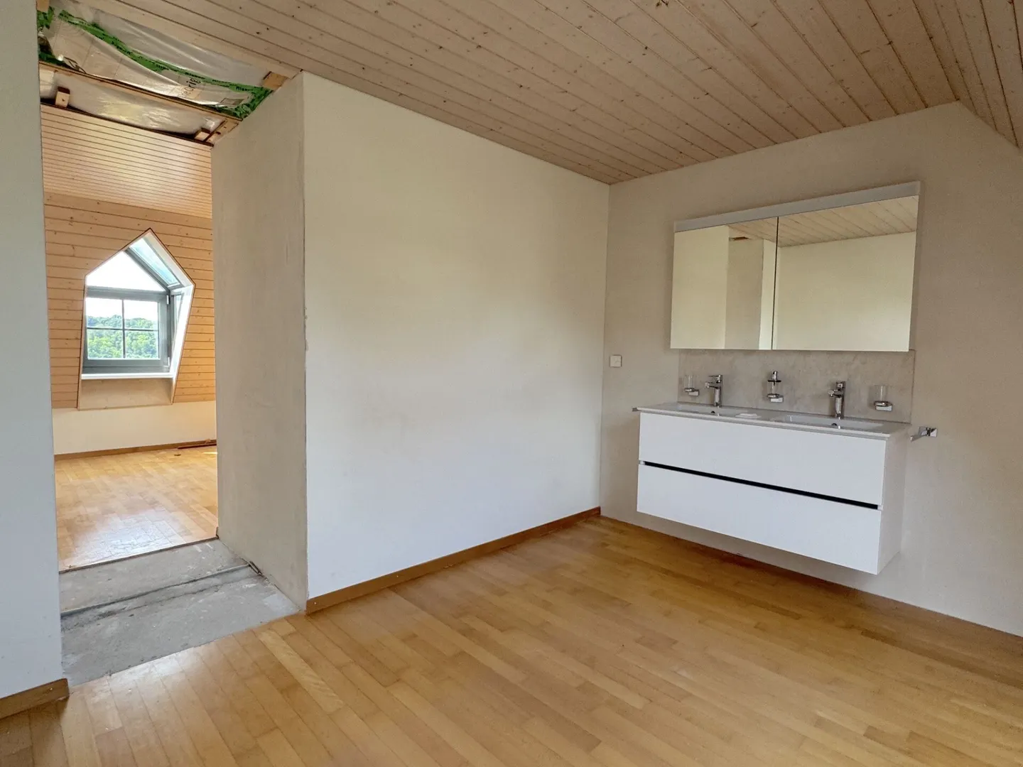Sonnige Maisonette mit Aussicht - Foto 2 von 8