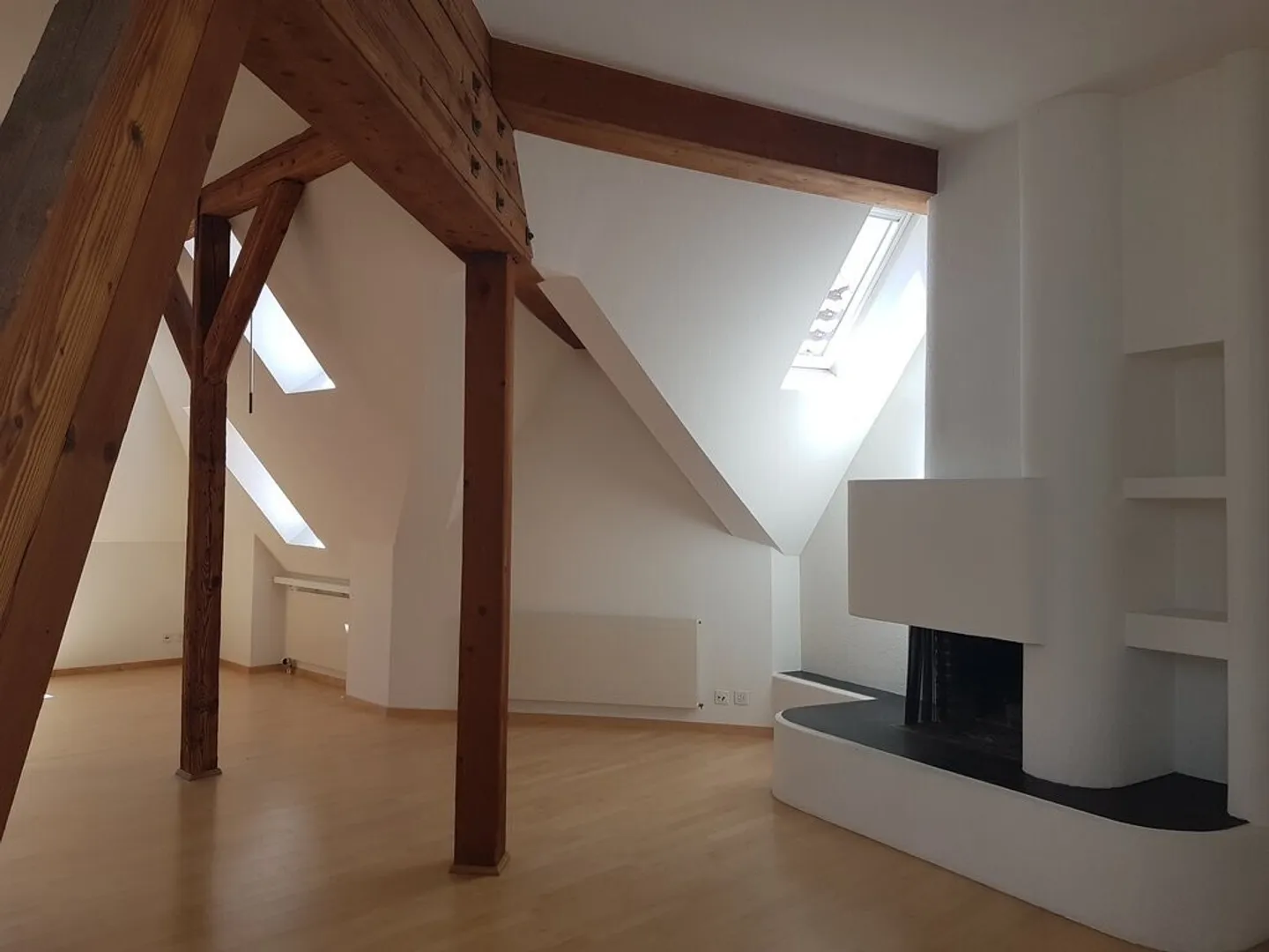 Stylish Living in a Central Location - Photo 7 of 11