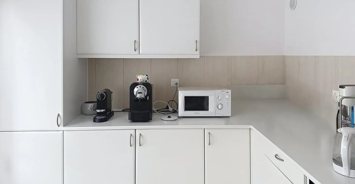 Modernes medizinisches Büro - Foto 5 von 8