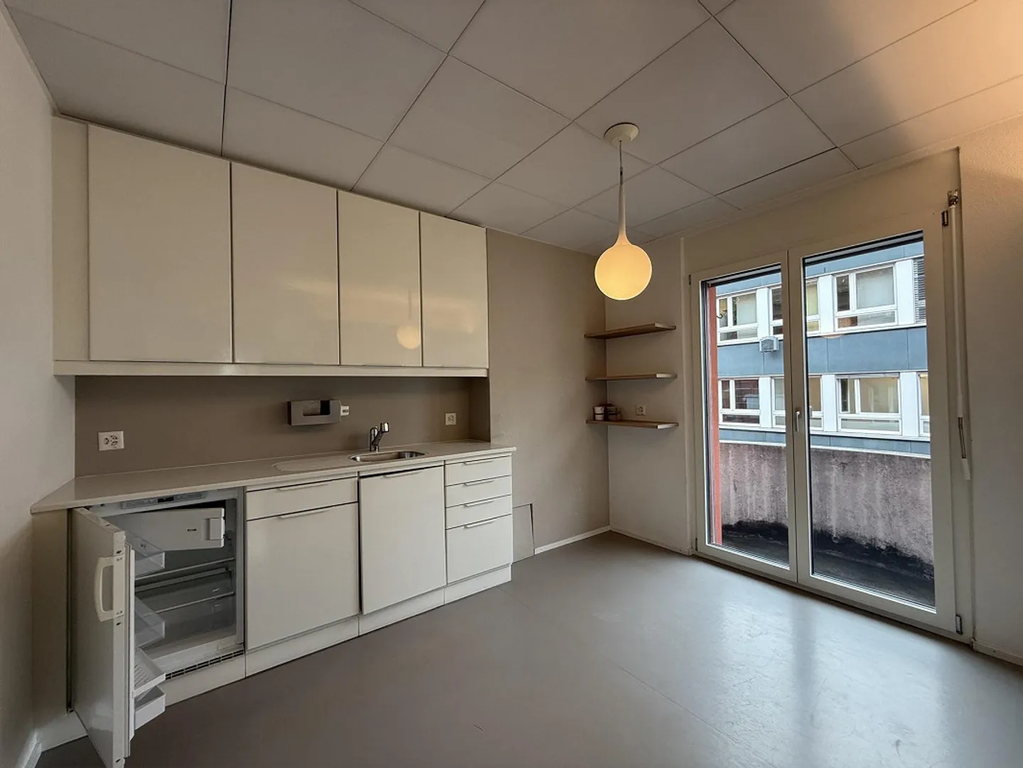 Büro / Gewerbefläche an der Forchstrasse (befristet) - Foto 6 von 11