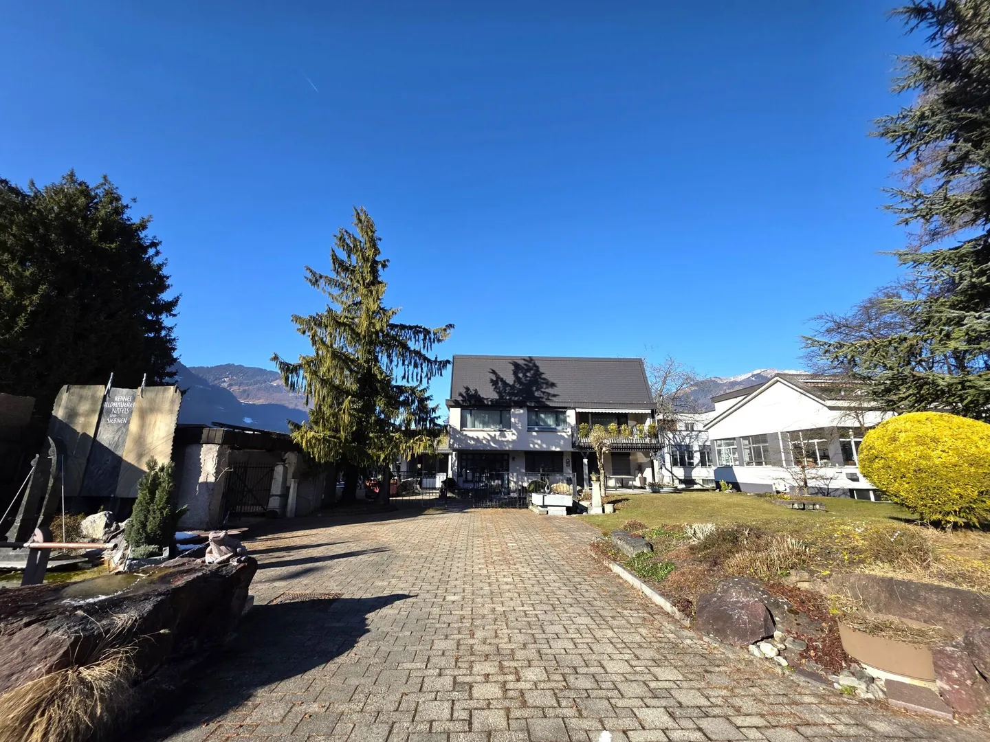 Wohn- & Gewerbeliegenschaft mit unbegrenztem Entwicklungspotential an Top-Standort - Photo 31 of 31