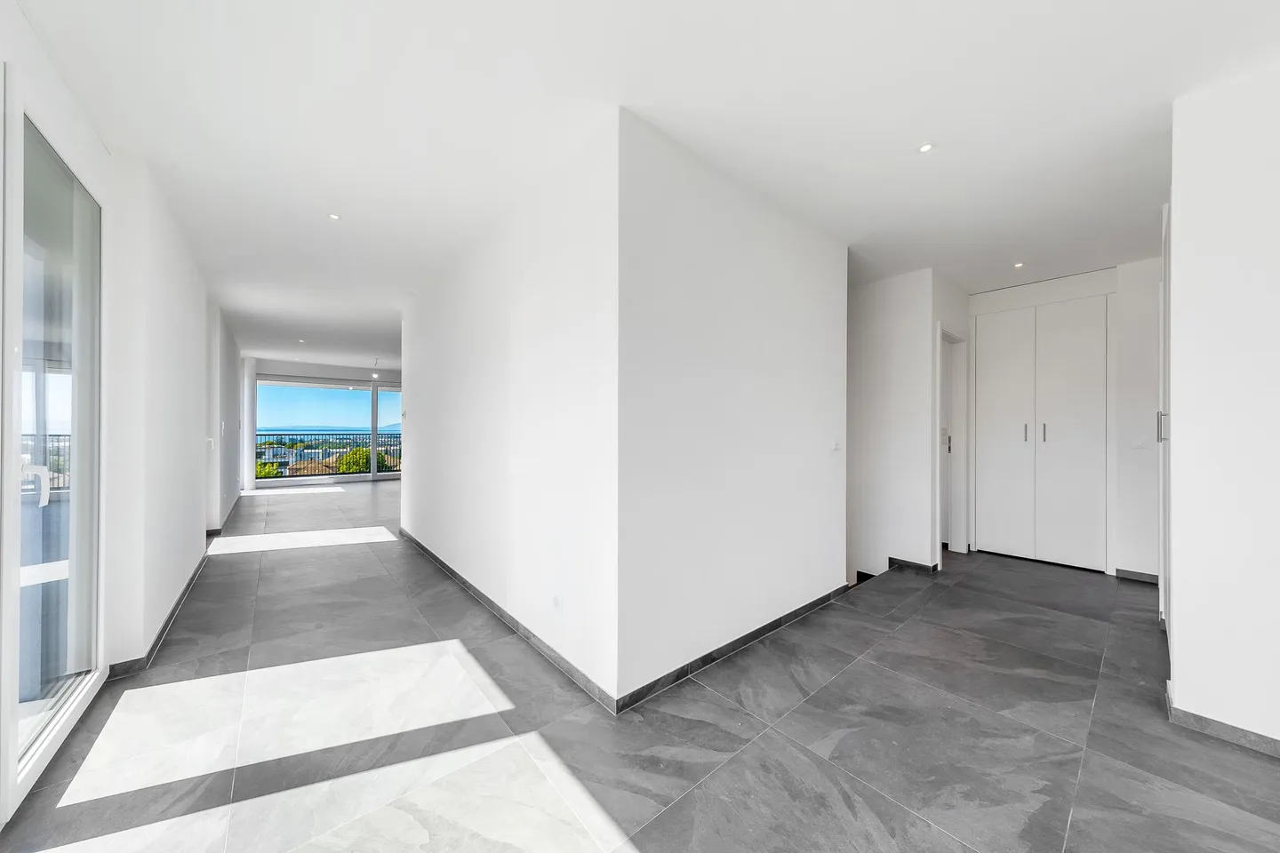 Luxuswohnung mit Seeblick - Foto 9 von 14